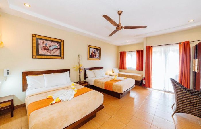 Buseo Anilao Resort