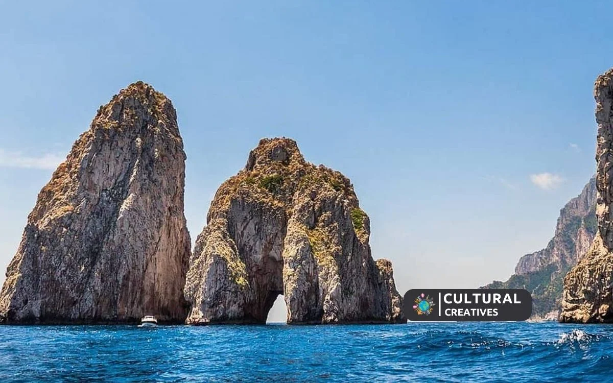 How Big is the Island of Capri
