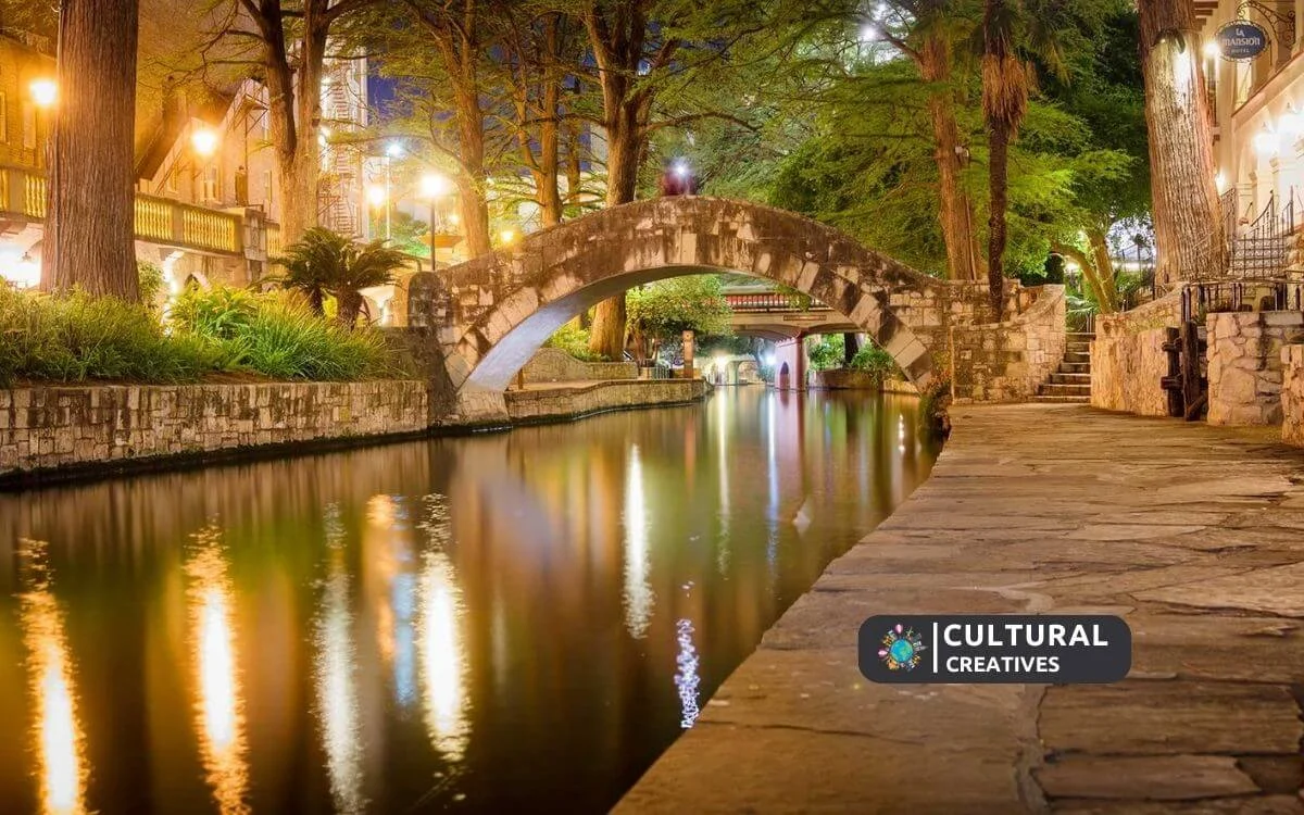 Is the Riverwalk in San Antonio Safe at Night