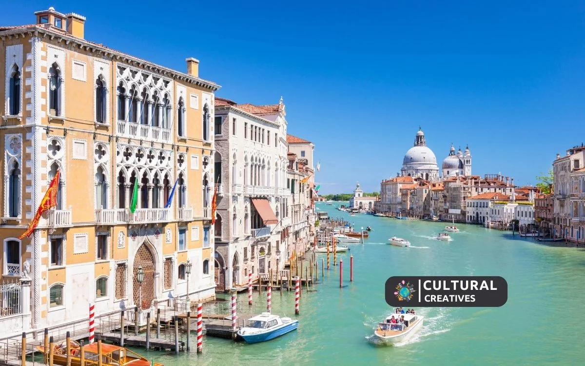 How to Go to Venice Grand Canal from Market Market