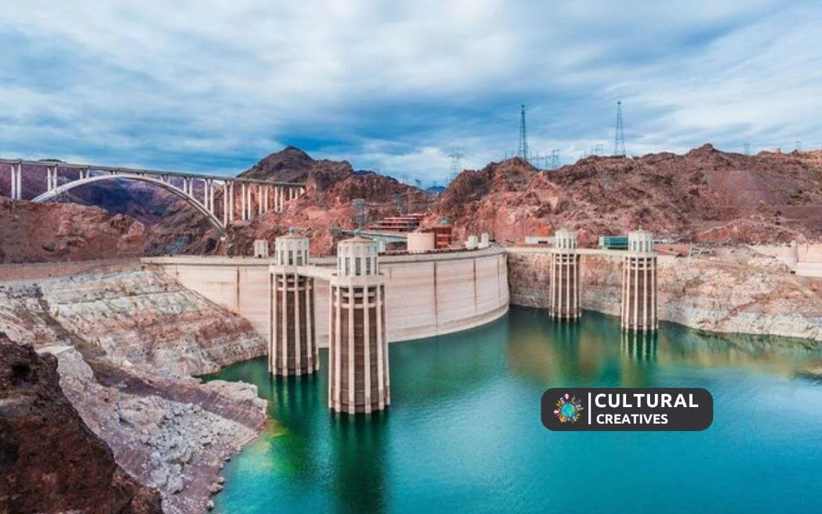How Far is Hoover Dam from Las Vegas Airport