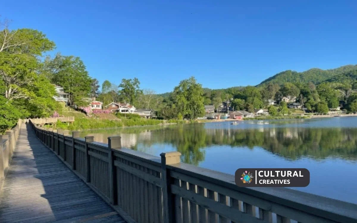 Is Lake Junaluska Open To The Public