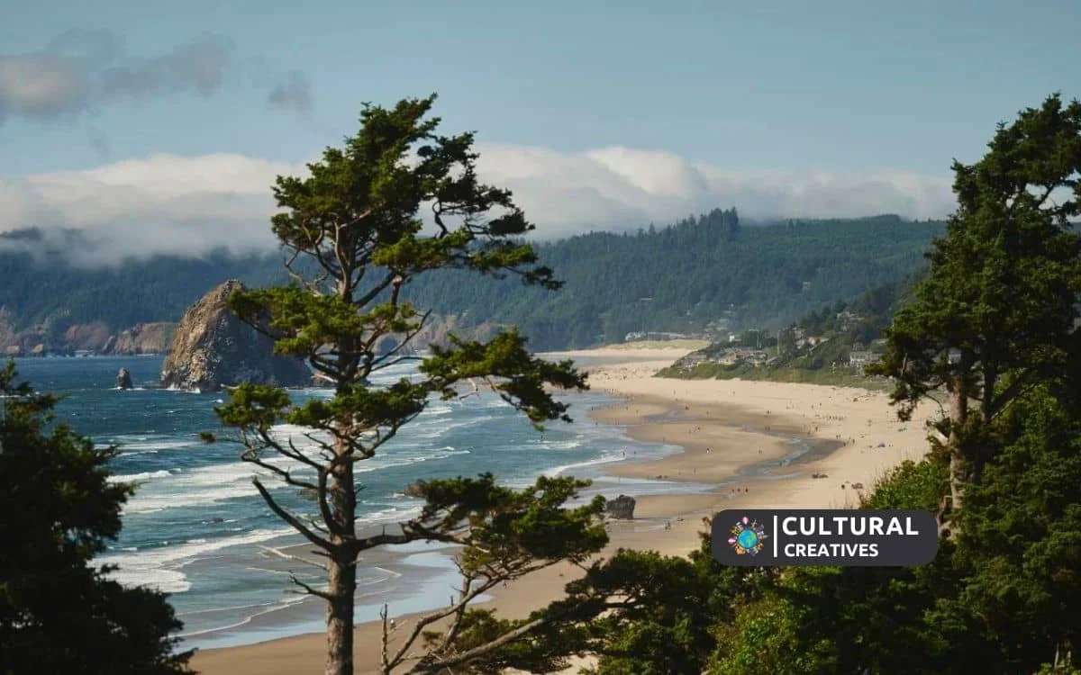 How Far is Cannon Beach from Seaside