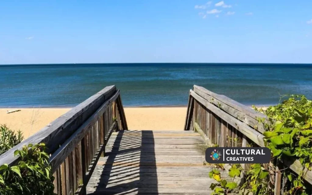How Far is Virginia Beach from Norfolk