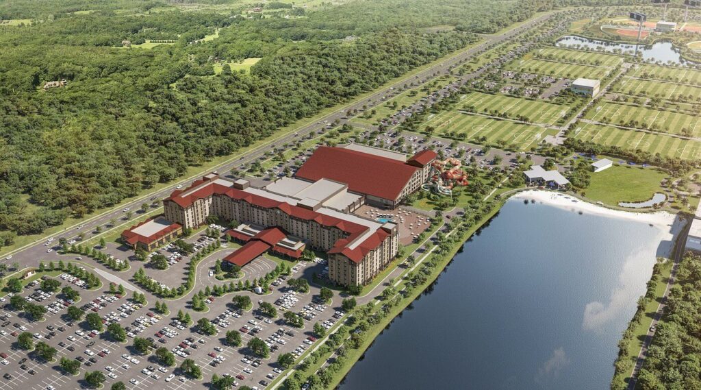 Forest-edged waterpark vistas unfolding around Great Wolf Lodge South Florida