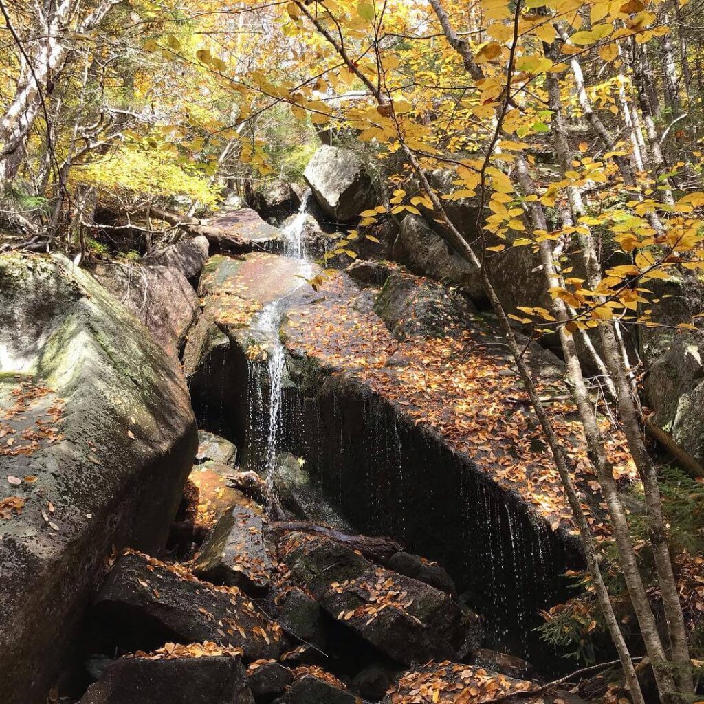 Lost River Gorge & Boulder Caves