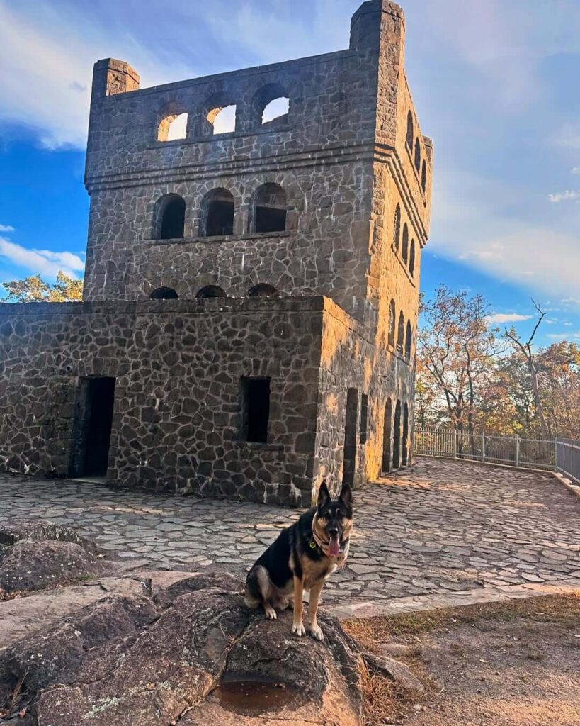 Sleeping Giant Tower Trail - Hamden-CT