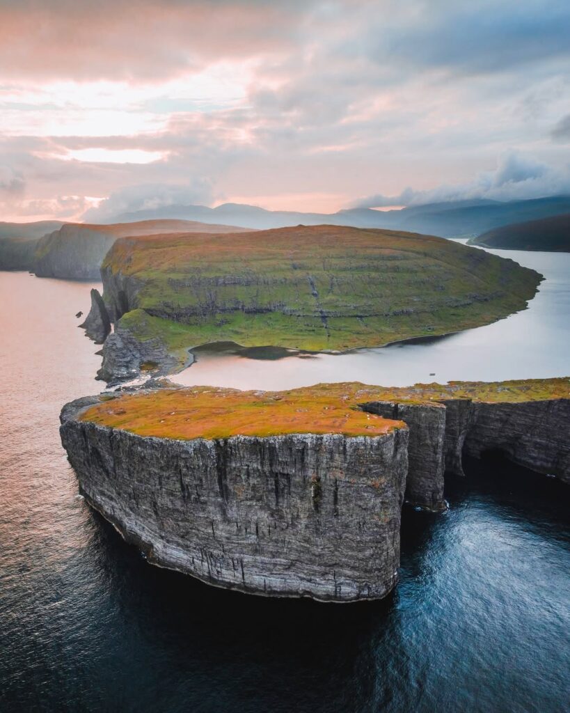 Illusion Lake