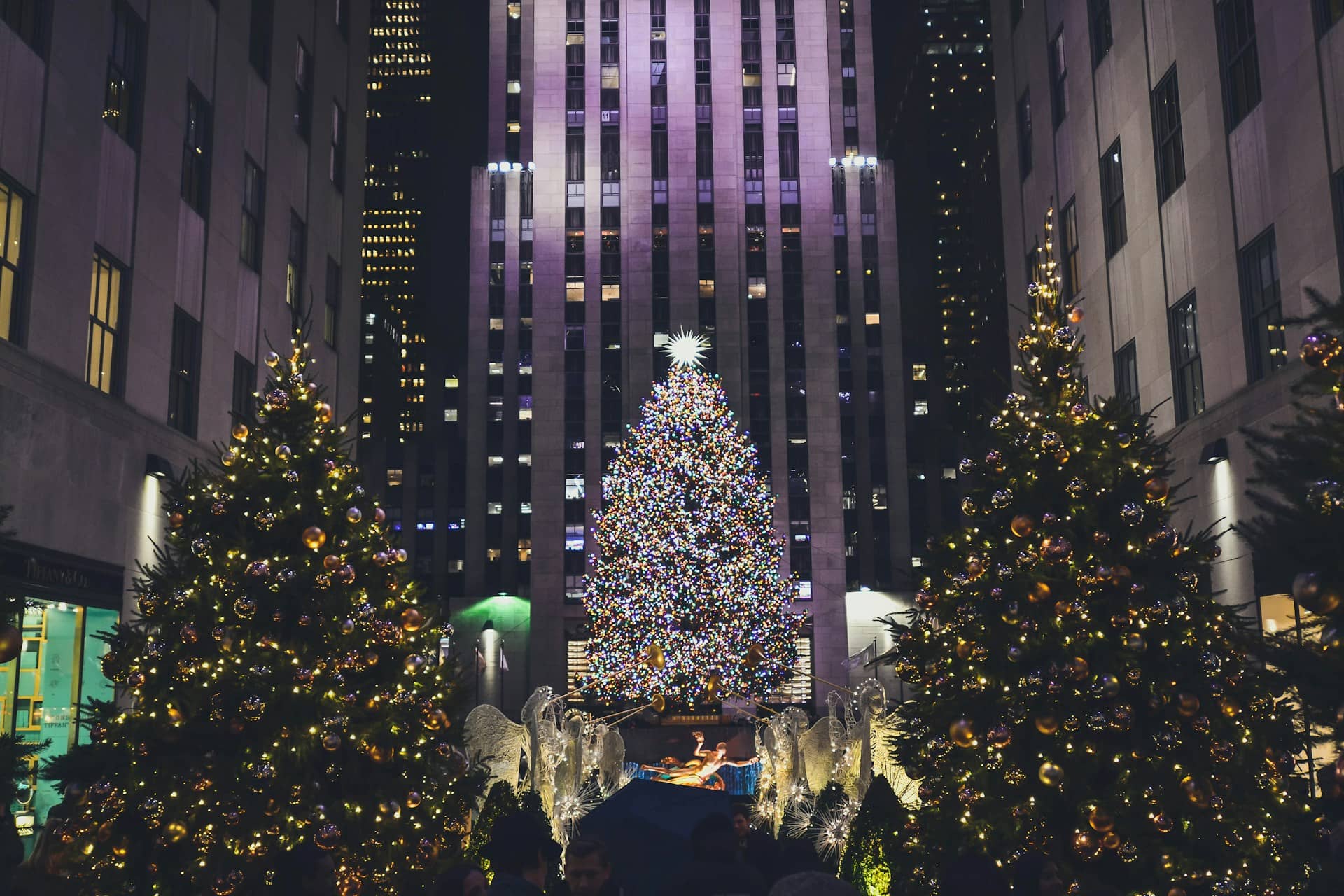 The Ultimate Guide to Christmas in NYC with Kids
