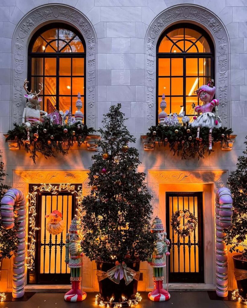 UPPER EAST SIDE