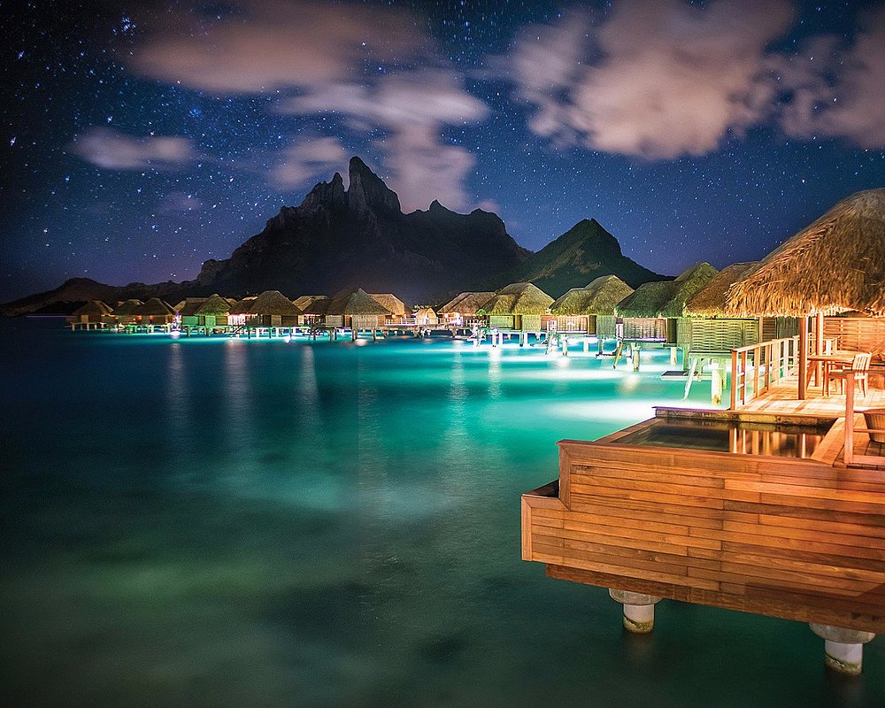 Four Seasons Resort Bora Bora