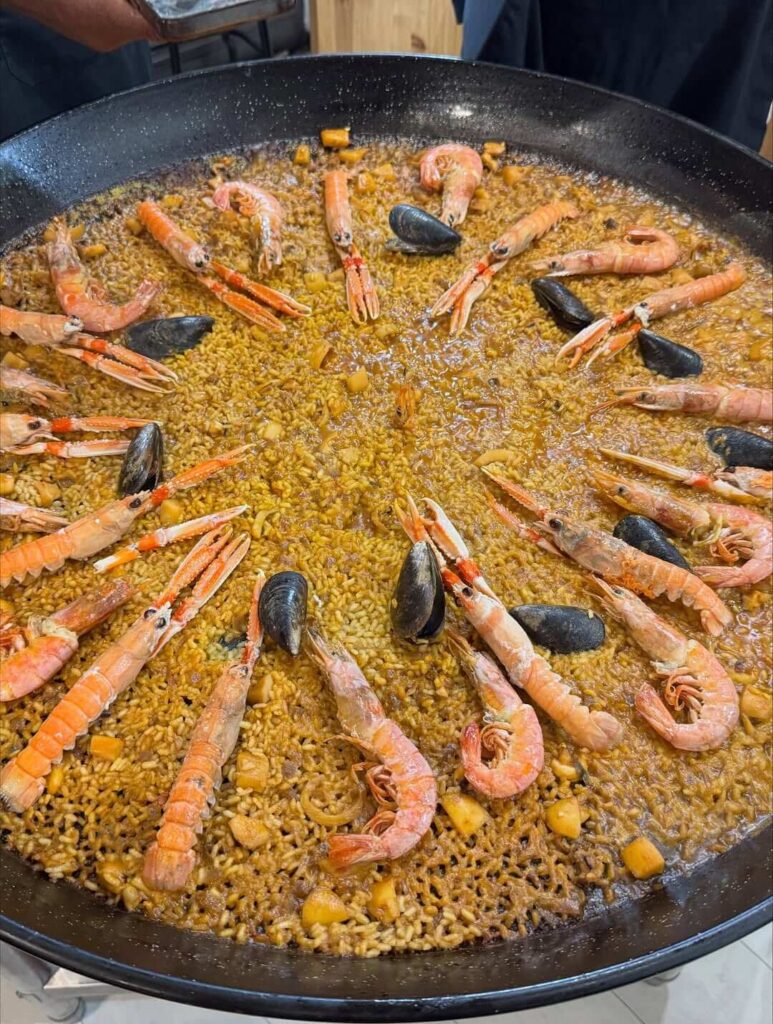 Paella cooking class Food