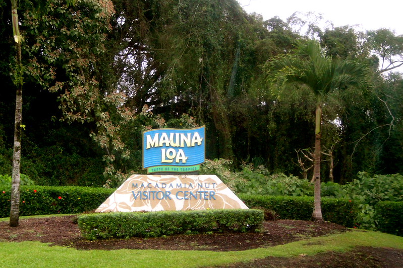 Mauna Loa Macadamia Nut Farm