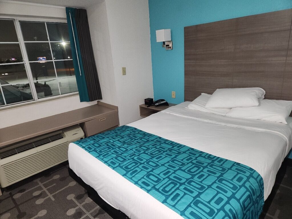 Red Lion Inn & Suites Elk Grove Village