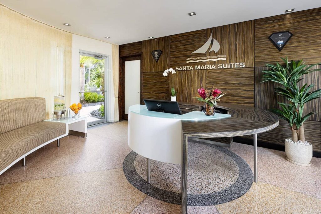 Santa Maria Suites Hotel