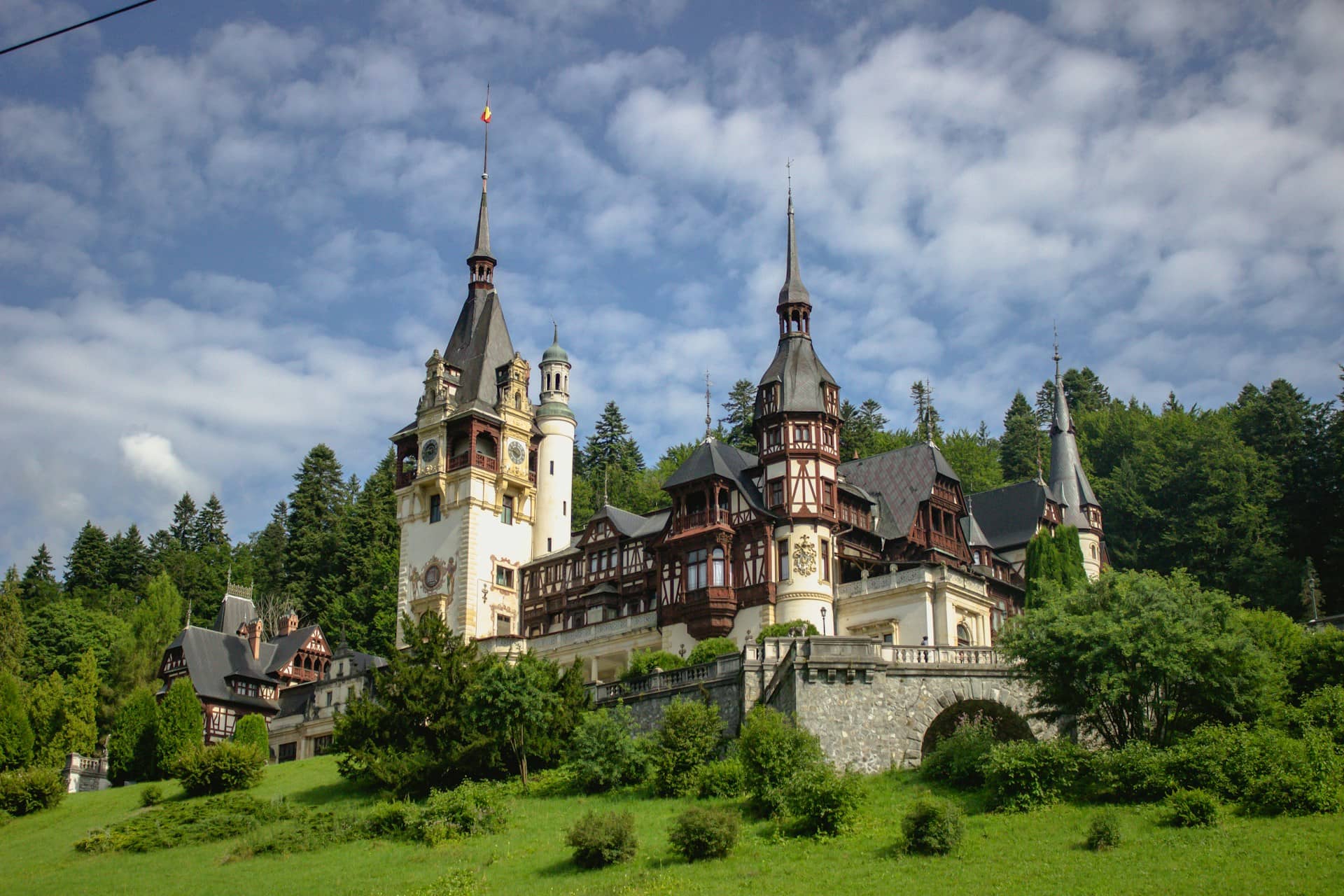 Beautiful Places to Travel in Romania You Need to See