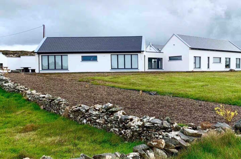 Clahane Shore Lodge, Cliffs of Moher