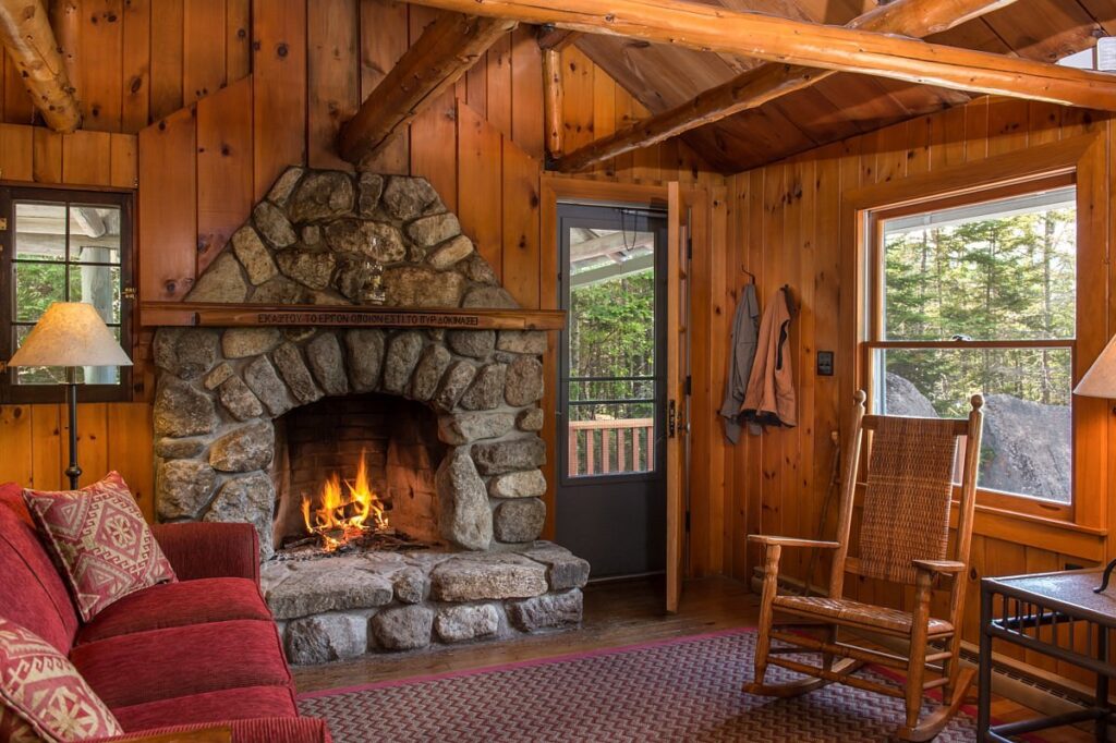 Elk Lake Lodge