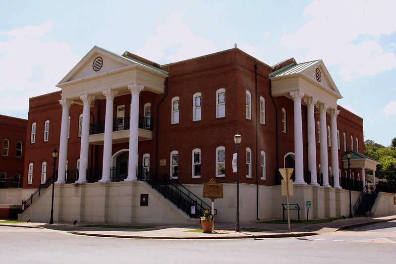 Gilmer County Courthouse