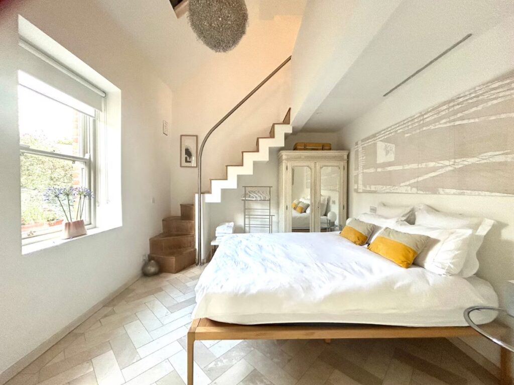 Modernised Georgian cottage in Dundrum-Sweetmount, Ireland