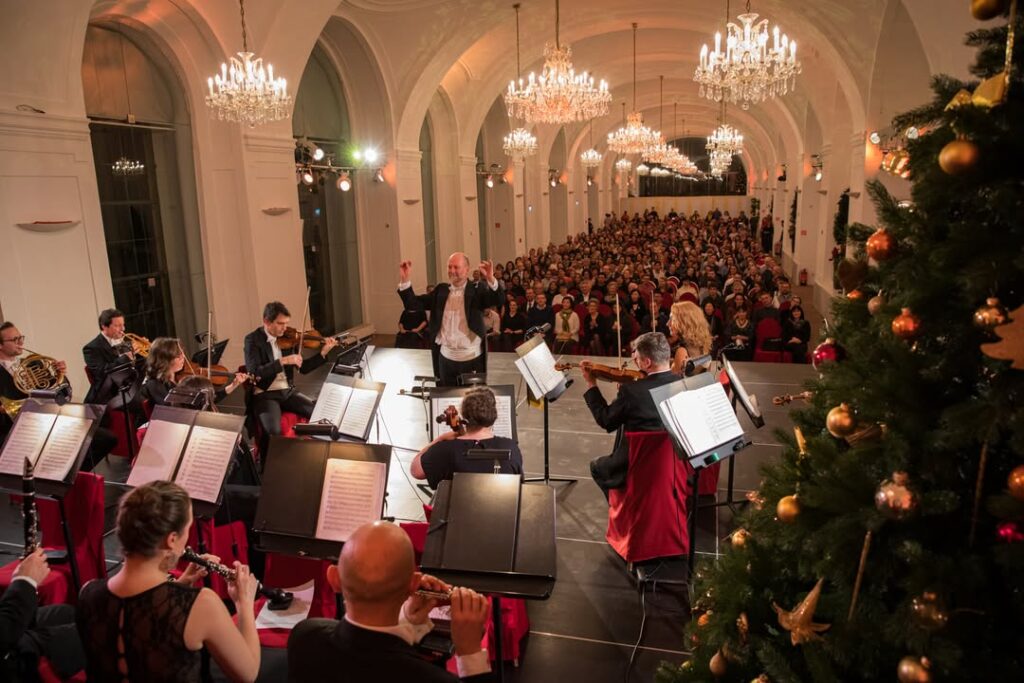 Mozart and Strauss at the Golden Hall