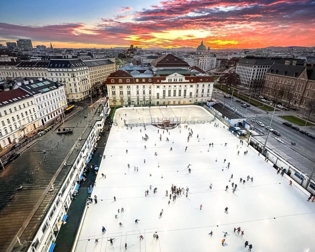 Rathausplatz Ice Skating