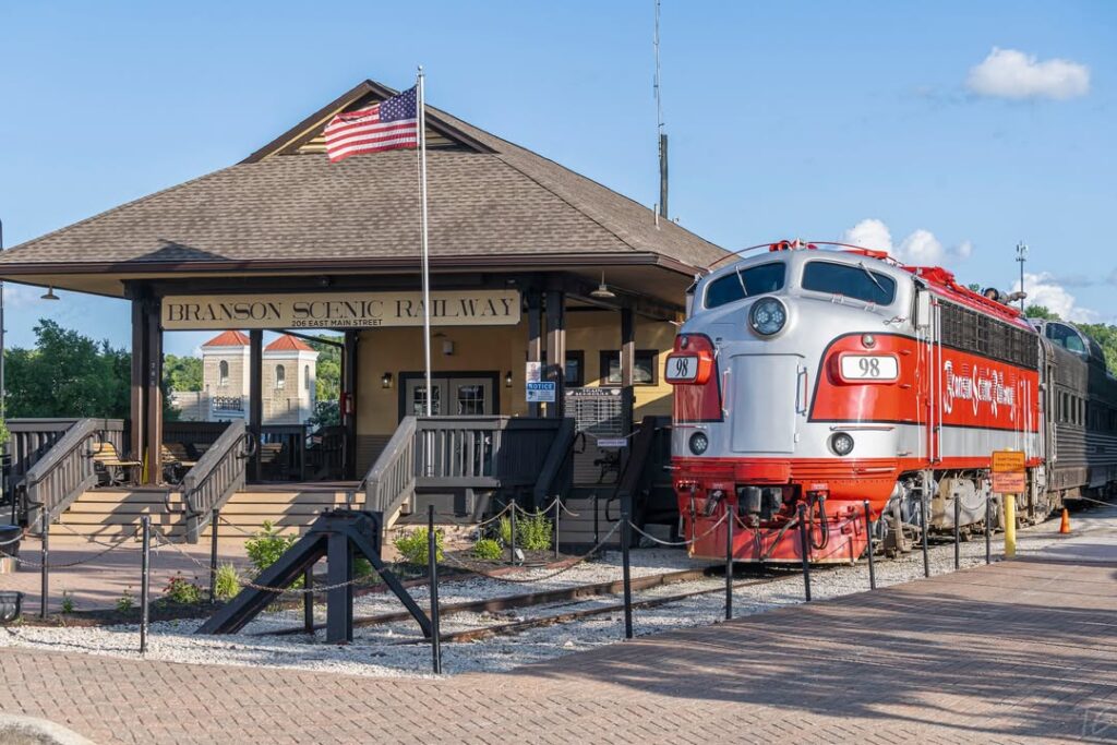 The Branson Scenic Railway | bransonscenicrailway/Flickr