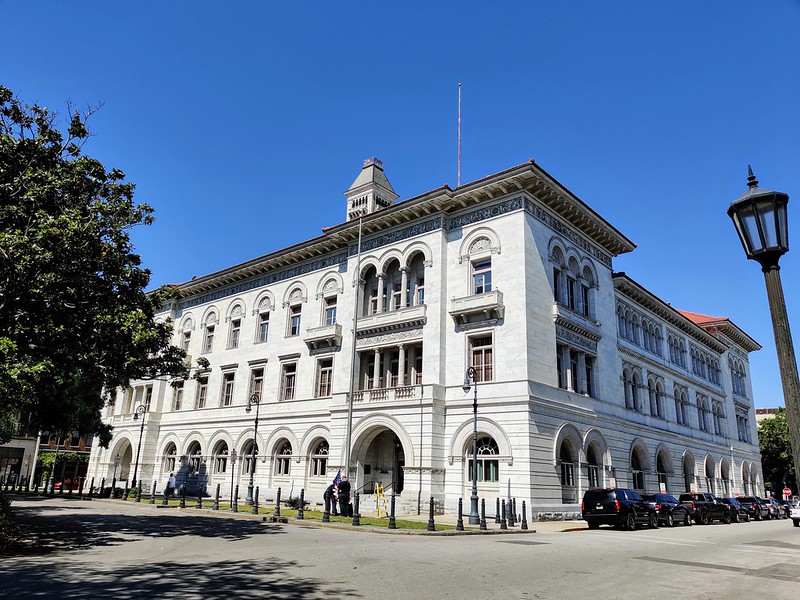 Tomochichi Federal Building