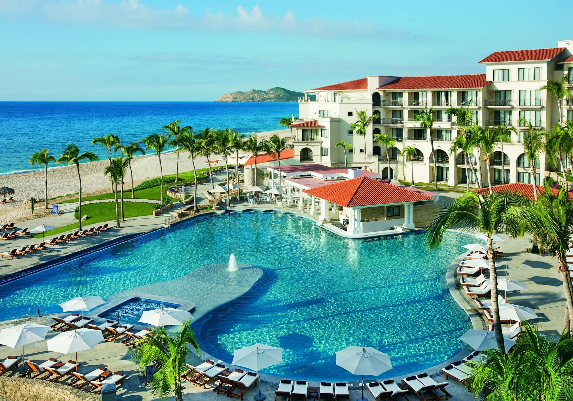 Top All-Inclusive Resorts in Los Cabos For Couples and Families
