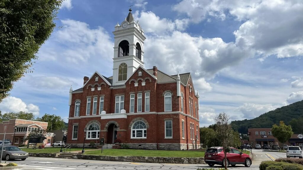 Visit to the Blairsville town square.