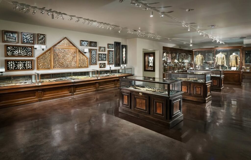Ancient Ozarks Natural History Museum