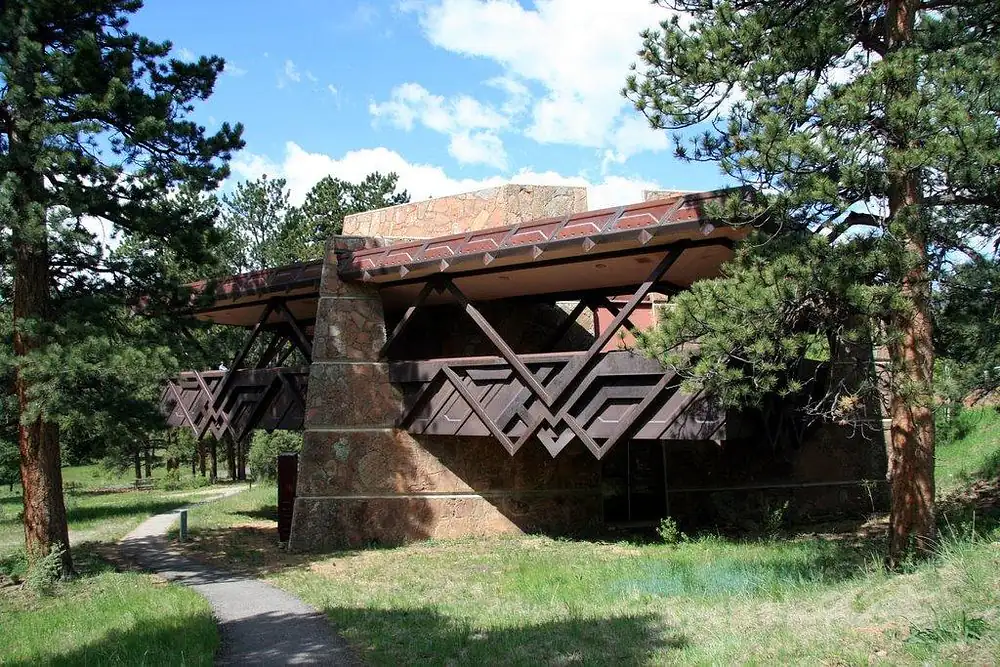 Beaver Meadows Visitor Center