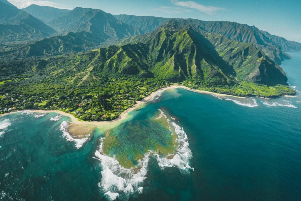 Best Things to Do in Kauai Hawaii: Thrilling Helicopter Tour & More