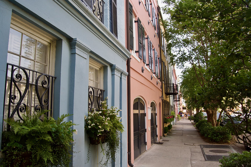 Capture Stunning Shots at Rainbow Row