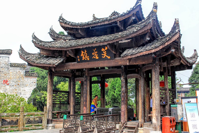 Furong Ancient Town, Hunan – A Waterfall at Its Core