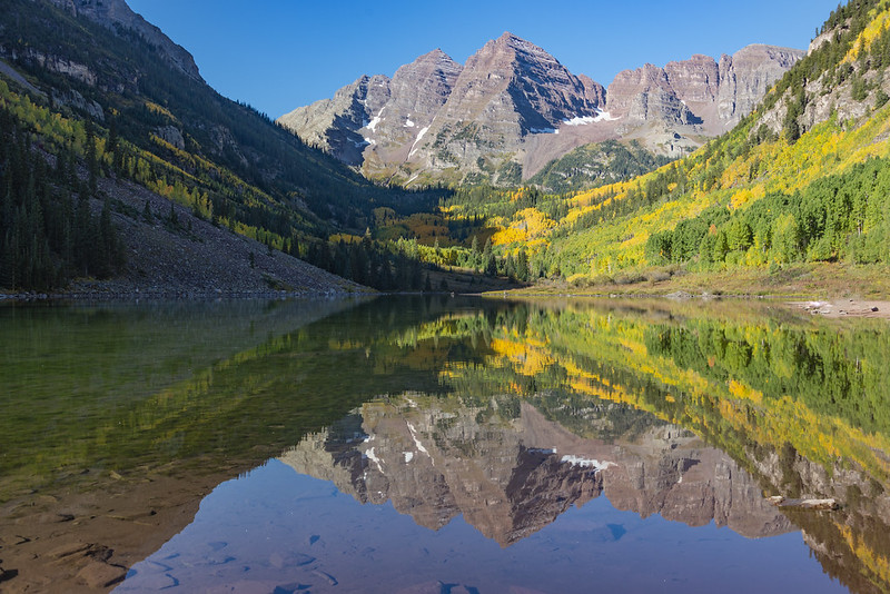 Maroon Bells: Iconic Peaks of Colorado