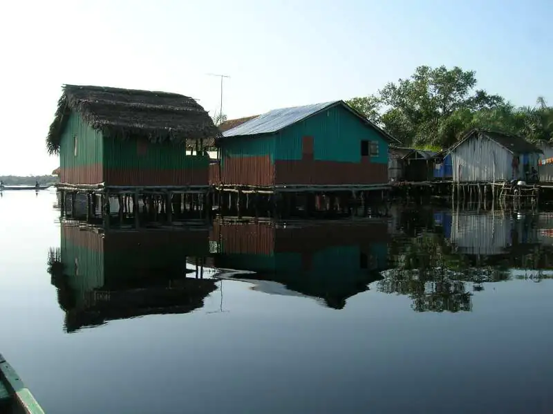 Nzulezo Stilt Village Lagoon Settlement