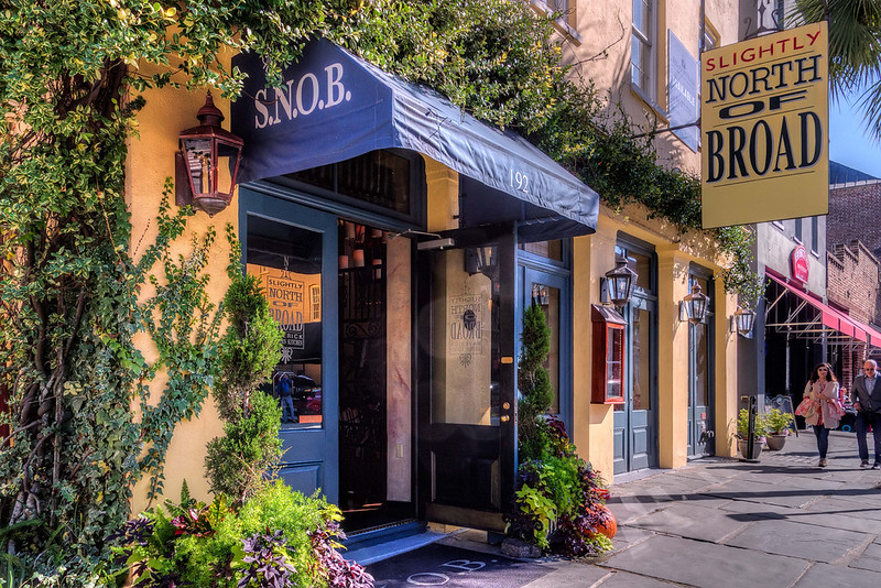 Savor a Flavorful Lowcountry Lunch