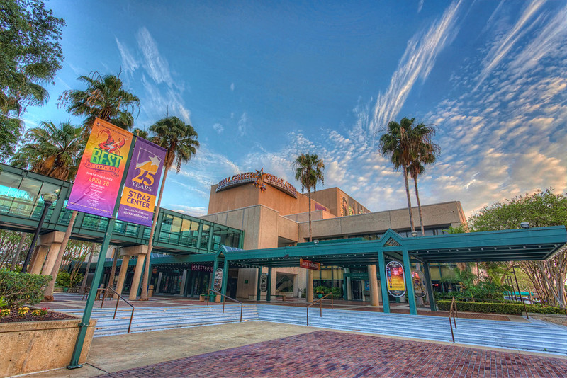 Straz Center Entrance