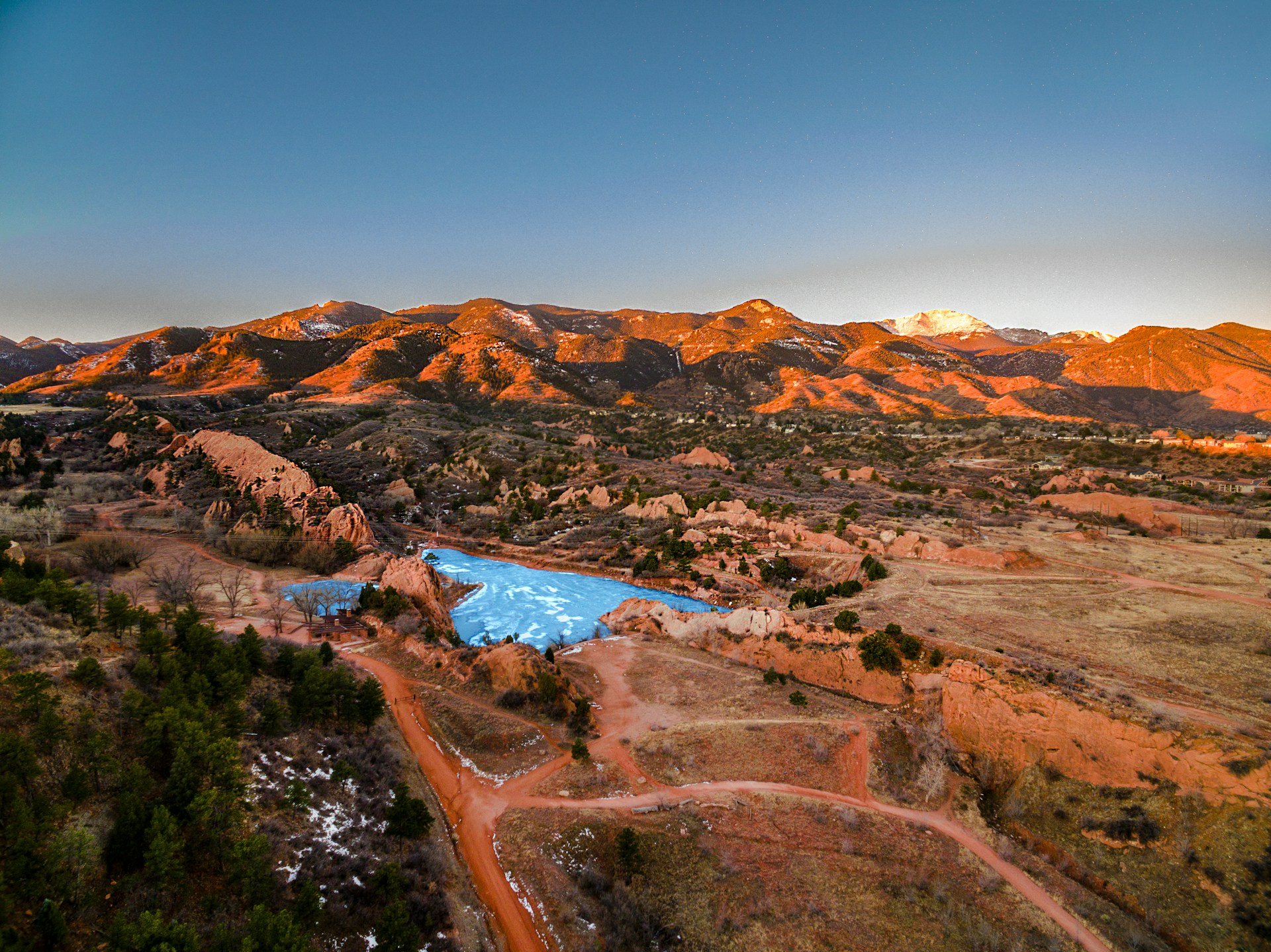 best hikes in colorado springs