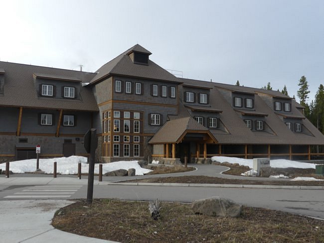 Canyon  lodge