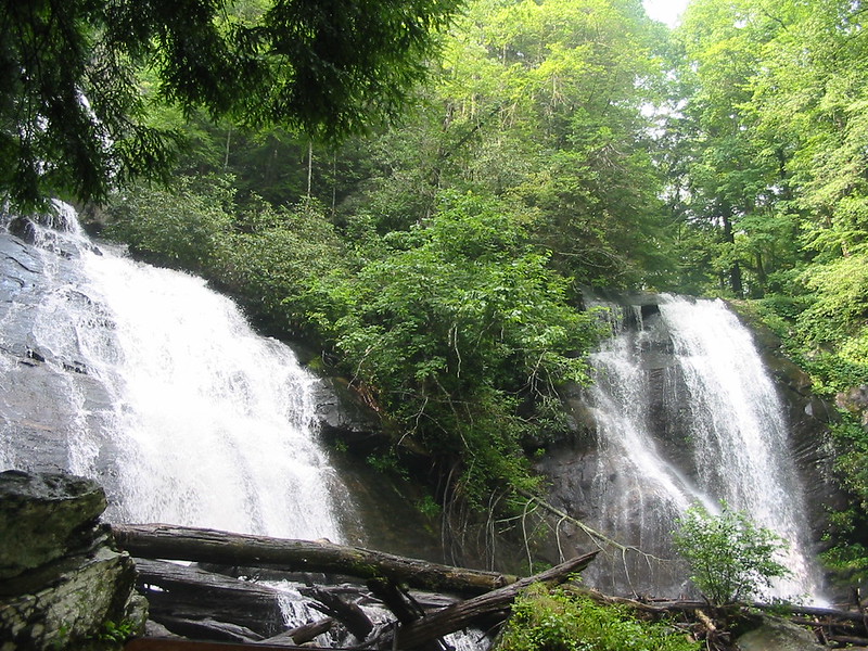 Anna Ruby Falls