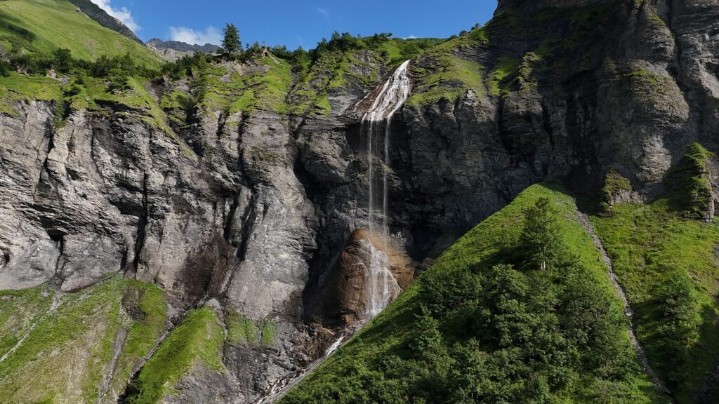 Batöni Wasserfall-Arena