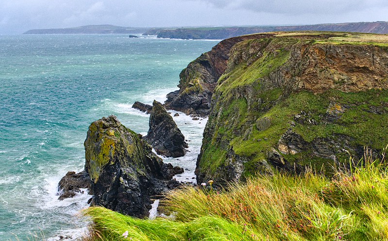 Cornwall in October: Coastal Walks, Legends, and Off-Season Calm