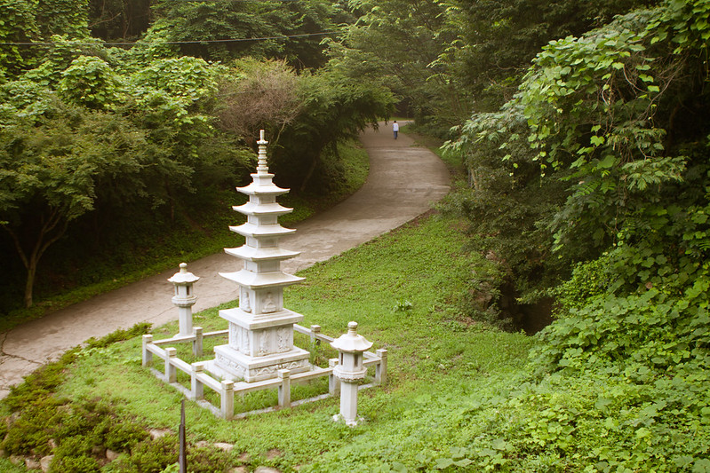 Golgulsa Martial Arts, Temples, and Tranquil Retreats