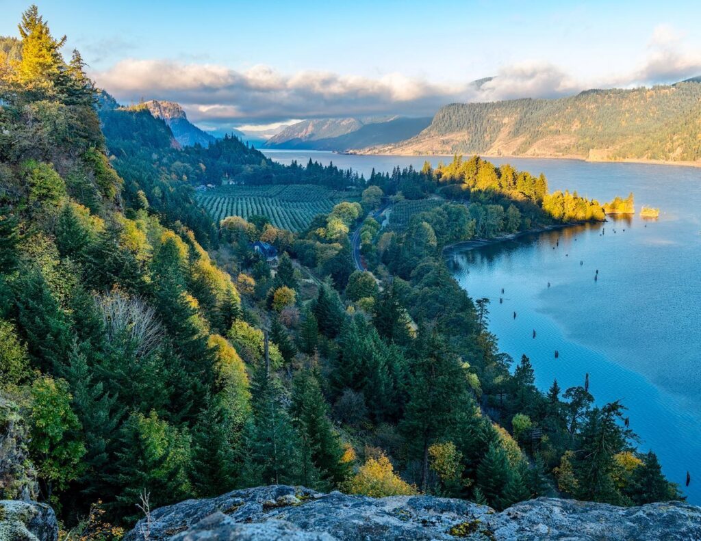 Hood River, Oregon: Fresh Air, Open Views, and River Energy