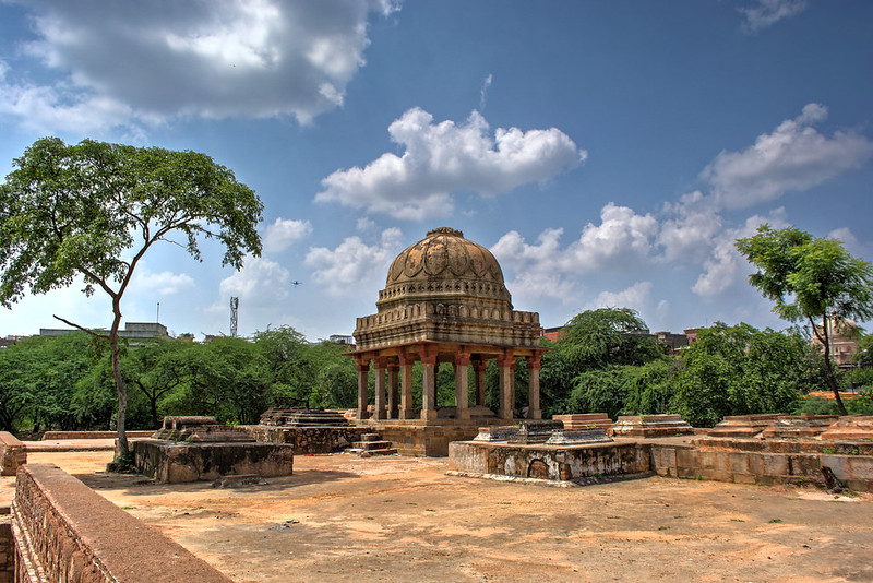 Mehrauli Archaeological Park and Shopping Area: A Journey Through History and Style