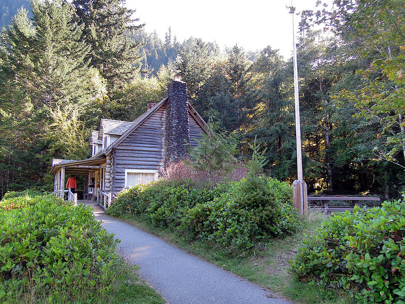 Mount Storm King Ranger Station
