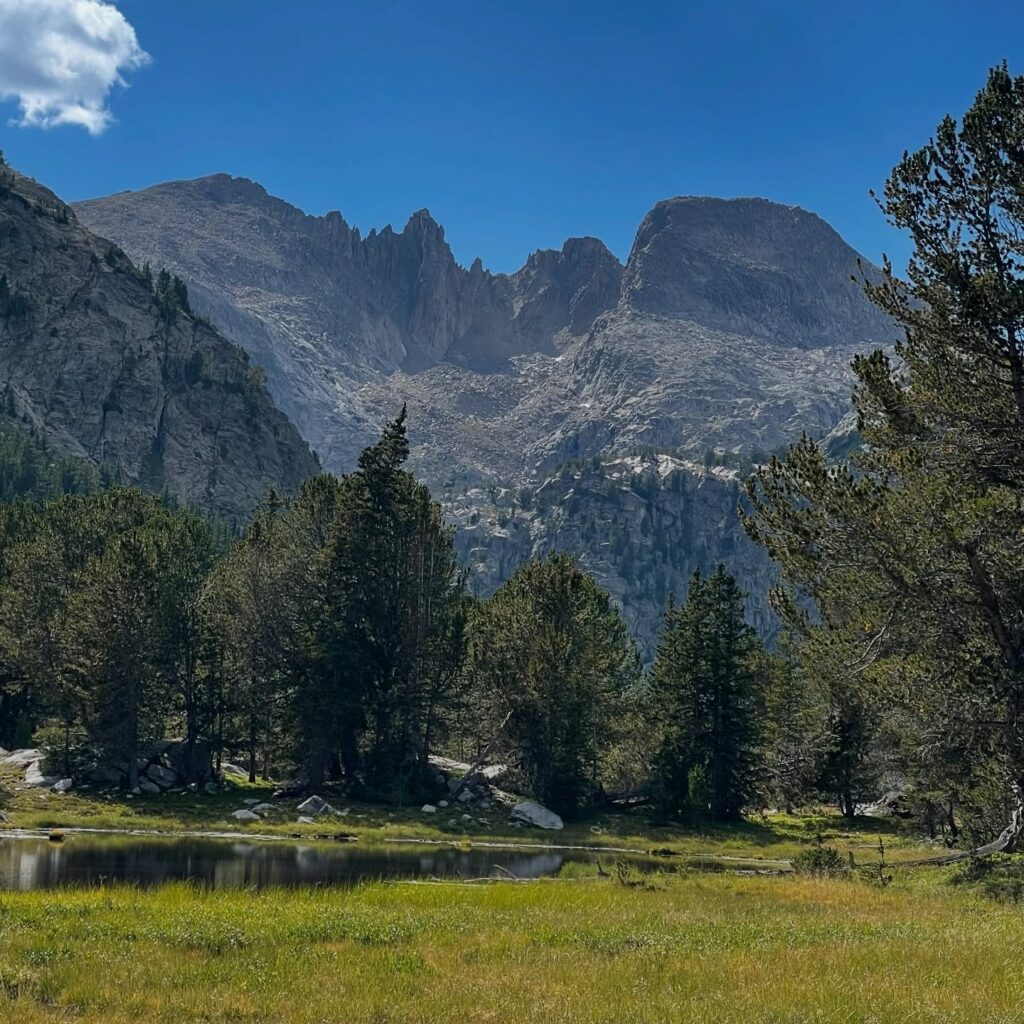 Pinedale: A Western Town with Outdoor Adventures and Scenic Beauty