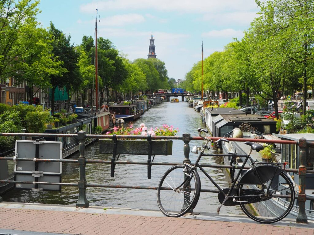 Romantic Escapes in Amsterdam Canal Views and Cozy Retreats